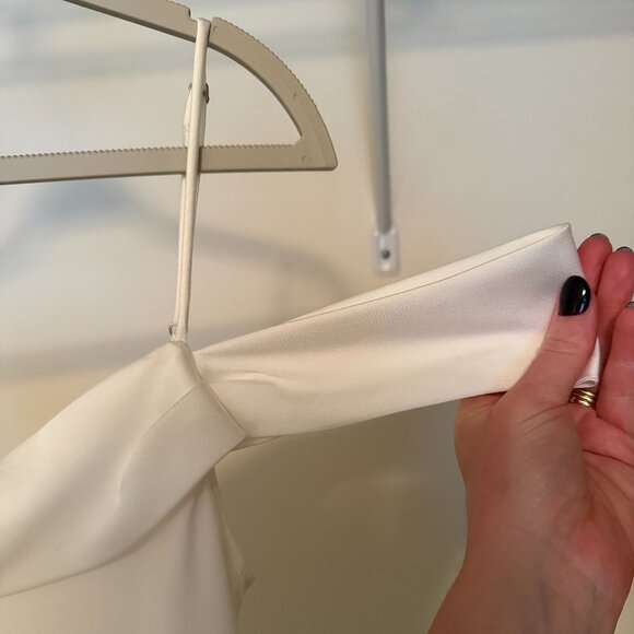 ASTR The Label Kitura Cold Shoulder Maxi Dress - Picture 5 of 6